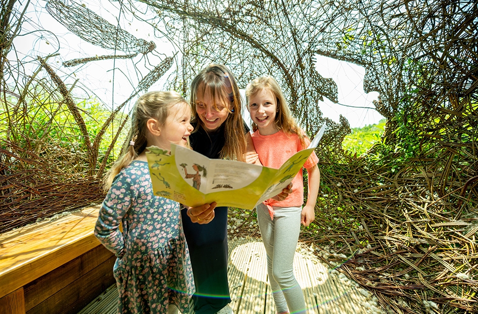 WEB Reedbed willow sphere at QB Launch with Laura Voyce daughters Romy and Amelie.jpg